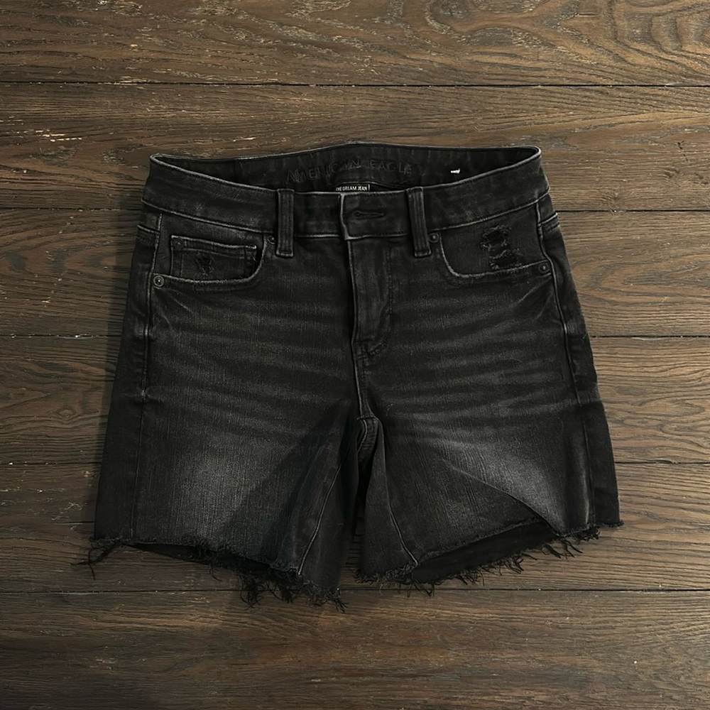 American Eagle 6” black denim shorts